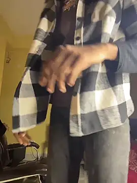 Snapshot of tooexpensive chatting on February 3, 2026, 1:37 am tooexpensive online show from February 3, 2026, 1:37 am