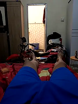 CharlieXXX67 online show from December 19, 2025, 2:02 pm