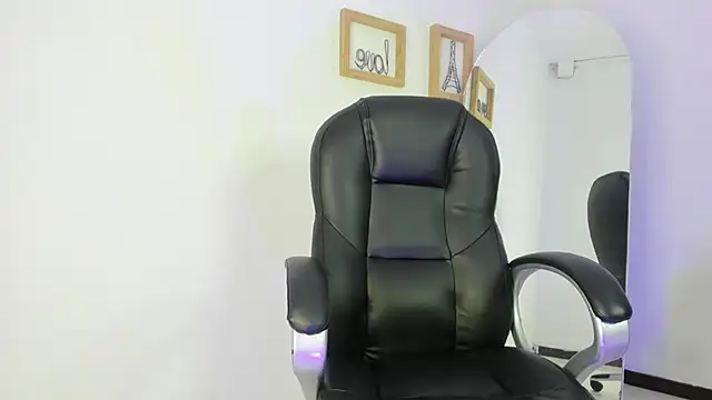 Snapshot of im_jasper chatting on March 3, 2026, 8:59 pm im jasper online show from March 3, 2026, 8:59 pm