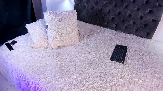 Snapshot of im_jasper chatting on March 4, 2026, 9:10 pm im jasper online show from March 4, 2026, 9:10 pm