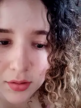 SalmaMilk online show from December 22, 2025, 9:45 pm