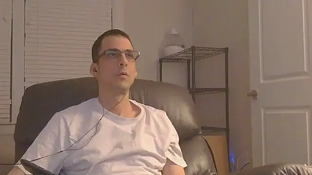 SissyJosh online show from December 21, 2025, 5:25 am