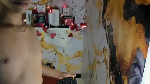 Victor LatinBoy online show from February 12, 2026, 3:34 am