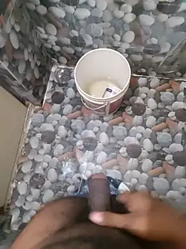 hydhunk26 online show from April 3, 2026, 7:34 pm