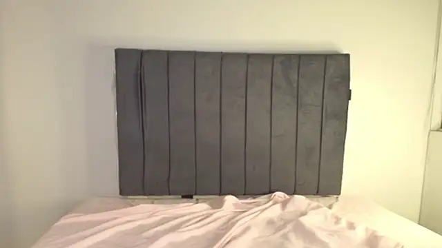 Sofii unicorn online show from April 4, 2026, 12:42 am