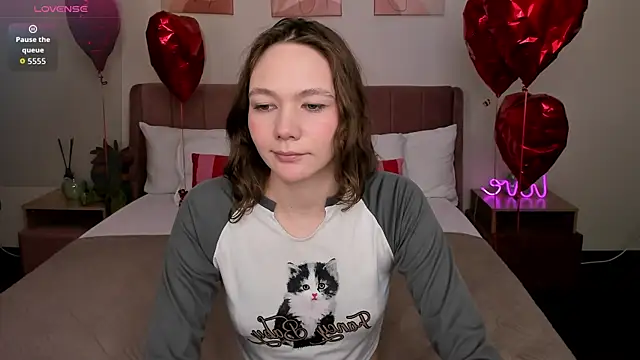 NovaEva  online show from February 27, 2026, 12:10 am