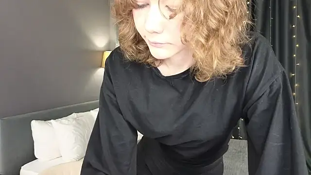 NovaEva  online show from May 29, 2026, 12:41 am