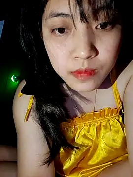 Snapshot of Samsam68x chatting on December 21, 2025, 1:51 pm Samsam68x online show from December 21, 2025, 1:51 pm