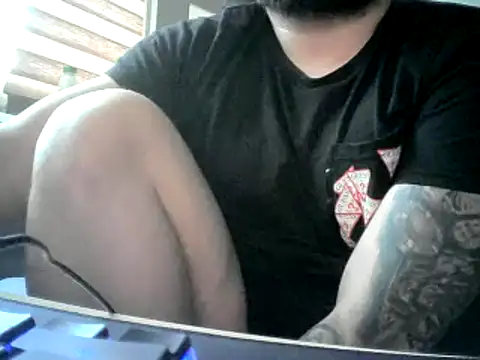 Snapshot of szalonywacek1 chatting on December 20, 2025, 8:43 am szalonywacek1 online show from December 20, 2025, 8:43 am