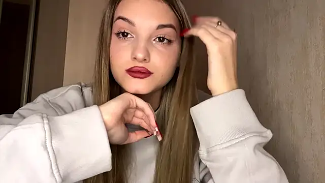 EmllyLighty online show from January 14, 2026, 12:55 pm