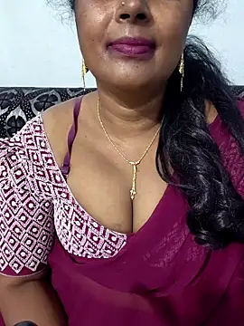 Snapshot of siri_tamiltelugu chatting on January 6, 2026, 12:14 am siri tamiltelugu online show from January 6, 2026, 12:14 am