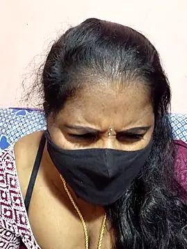 Snapshot of siri_tamiltelugu chatting on February 8, 2026, 8:12 pm siri tamiltelugu online show from February 8, 2026, 8:12 pm