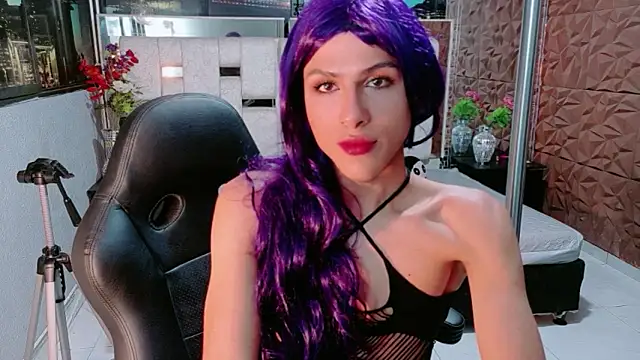 CarolineJesh online show from December 23, 2025, 2:53 am