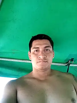 Snapshot of aleX_torresS56 chatting on December 20, 2025, 8:38 pm aleX torresS56 online show from December 20, 2025, 8:38 pm