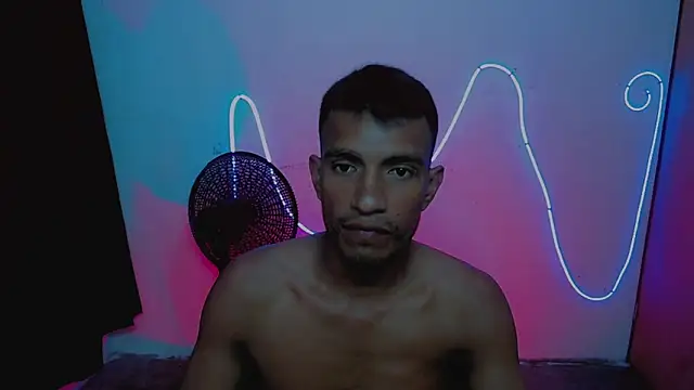 Yeison 777  online show from December 21, 2025, 3:57 am