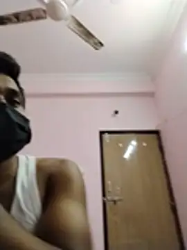 Snapshot of DesiSeductress chatting on February 5, 2026, 5:28 pm DesiSeductress online show from February 5, 2026, 5:28 pm