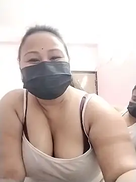 Snapshot of DesiSeductress chatting on February 26, 2026, 4:50 pm DesiSeductress online show from February 26, 2026, 4:50 pm