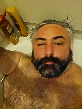 Snapshot of MacGuyver20 chatting on January 13, 2026, 6:40 am MacGuyver20 online show from January 13, 2026, 6:40 am