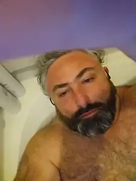 Snapshot of MacGuyver20 chatting on February 11, 2026, 5:12 am MacGuyver20 online show from February 11, 2026, 5:12 am