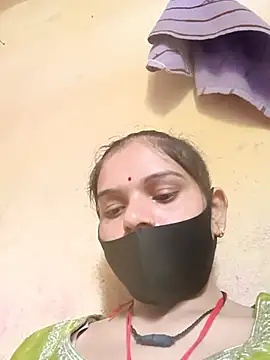 Snapshot of Krishna_pal chatting on June 17, 2026, 9:23 am Krishna pal online show from June 17, 2026, 9:23 am