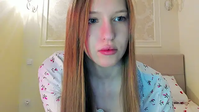 Snapshot of Alllura chatting on February 5, 2026, 10:14 pm Alllura online show from February 5, 2026, 10:14 pm