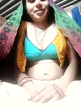 Fency Love143 online show from January 15, 2026, 2:43 pm