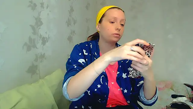 CrystallAngel online show from March 19, 2026, 2:21 pm