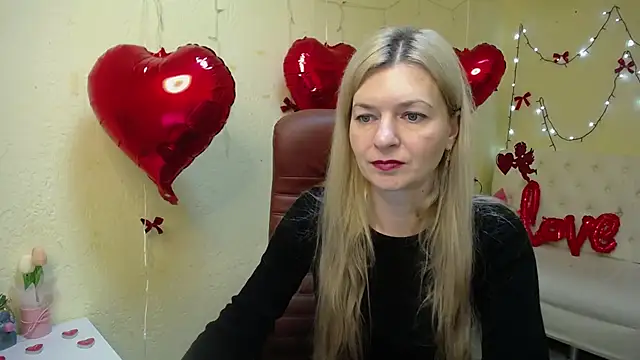 MelissaTyler online show from February 10, 2026, 1:26 pm