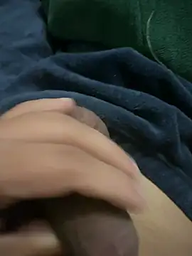 Snapshot of mouraerik123 chatting on January 9, 2026, 5:37 pm mouraerik123 online show from January 9, 2026, 5:37 pm