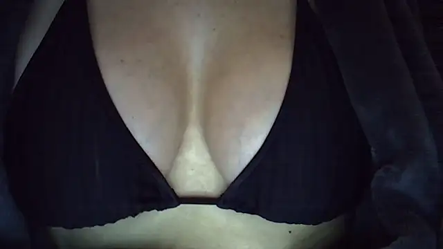 Snapshot of sexymilena9 chatting on February 5, 2026, 8:46 pm sexymilena9 online show from February 5, 2026, 8:46 pm