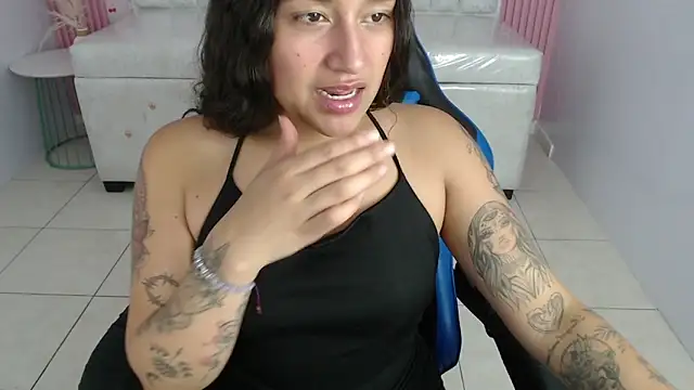 Snapshot of scarleth_sweet_s chatting on January 5, 2026, 8:12 pm scarleth sweet s online show from January 5, 2026, 8:12 pm