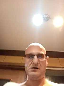 Snapshot of Marichka-YurCash chatting on January 7, 2026, 11:40 pm Marichka-YurCash online show from January 7, 2026, 11:40 pm