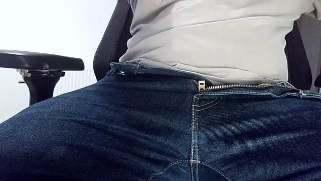 Snapshot of harvcumdaddy chatting on February 23, 2026, 9:17 am harvcumdaddy online show from February 23, 2026, 9:17 am