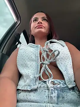 Snapshot of Irina_Velvett chatting on January 9, 2026, 10:11 pm Irina Velvett online show from January 9, 2026, 10:11 pm