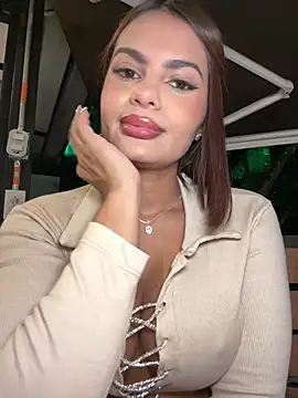 Snapshot of Irina_Velvett chatting on January 13, 2026, 12:16 am Irina Velvett online show from January 13, 2026, 12:16 am