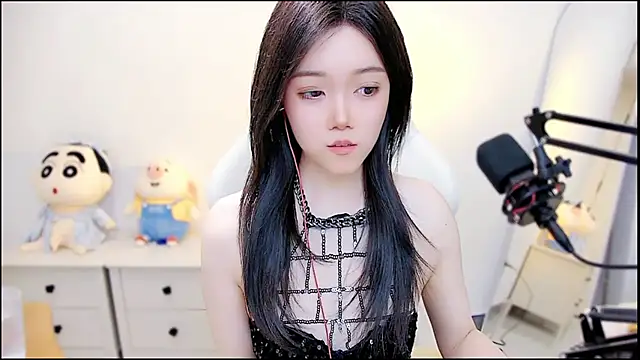 Snapshot of Cindy-dd chatting on February 25, 2026, 11:42 am Cindy-dd online show from February 25, 2026, 11:42 am