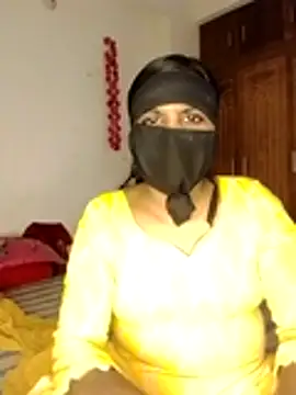 Snapshot of Hot_Sweety02 chatting on February 1, 2026, 11:09 am Hot Sweety02 online show from February 1, 2026, 11:09 am