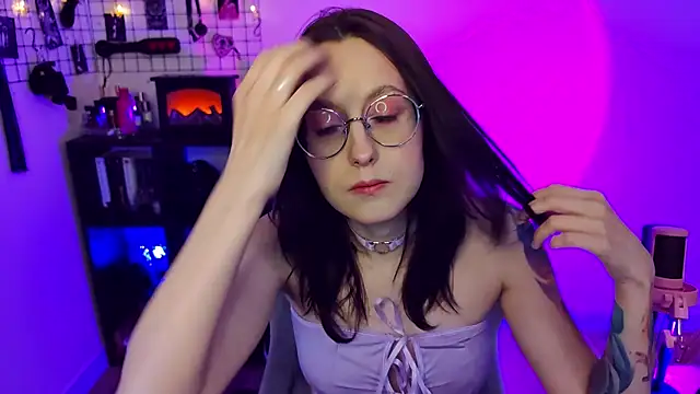 XXGoddessLXX online show from April 7, 2026, 8:53 pm