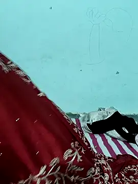 Snapshot of Yours-Zeenat chatting on January 5, 2026, 7:39 pm Yours-Zeenat online show from January 5, 2026, 7:39 pm