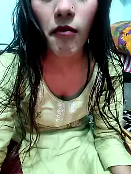 Snapshot of Yours-Zeenat chatting on January 14, 2026, 12:22 pm Yours-Zeenat online show from January 14, 2026, 12:22 pm