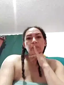 Adelgey-Michel online show from December 23, 2025, 3:26 am