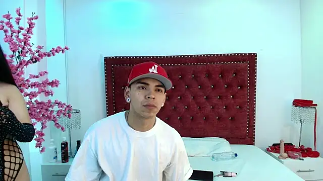 Jaden and sofia online show from May 26, 2026, 3:13 am