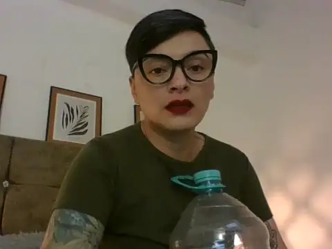 kat paradise online show from February 19, 2026, 11:39 am