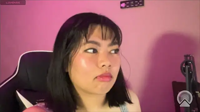 Snapshot of kuromixx444 chatting on February 24, 2026, 6:11 am kuromixx444 online show from February 24, 2026, 6:11 am