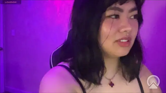 Snapshot of kuromixx444 chatting on March 6, 2026, 10:01 am kuromixx444 online show from March 6, 2026, 10:01 am