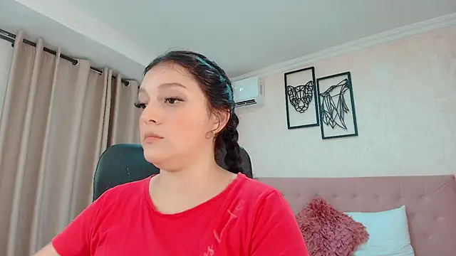 littlemolly walcott online show from August 1, 2026, 9:35 pm