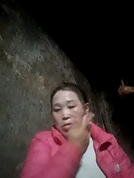 dakota-kis online show from February 23, 2026, 12:19 am