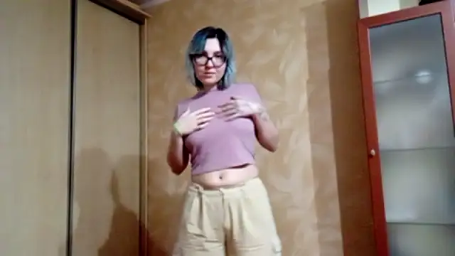 Snapshot of EvonTabb chatting on February 24, 2026, 2:15 pm EvonTabb online show from February 24, 2026, 2:15 pm