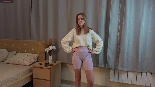 Snapshot of RennaHettes chatting on January 18, 2026, 1:20 am RennaHettes online show from January 18, 2026, 1:20 am