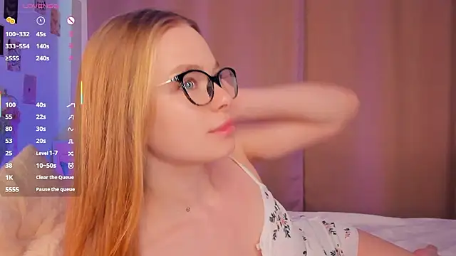 Snapshot of Icehoneybyte chatting on March 4, 2026, 6:52 am Icehoneybyte online show from March 4, 2026, 6:52 am